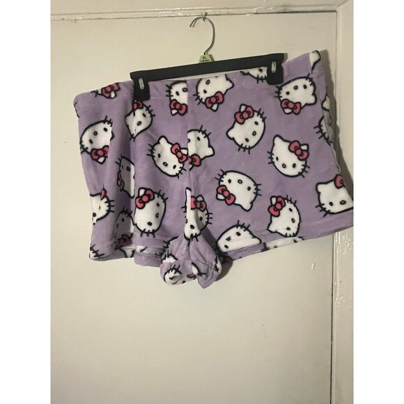 Hello Kitty Pajama Shorts - Picture 1 of 7
